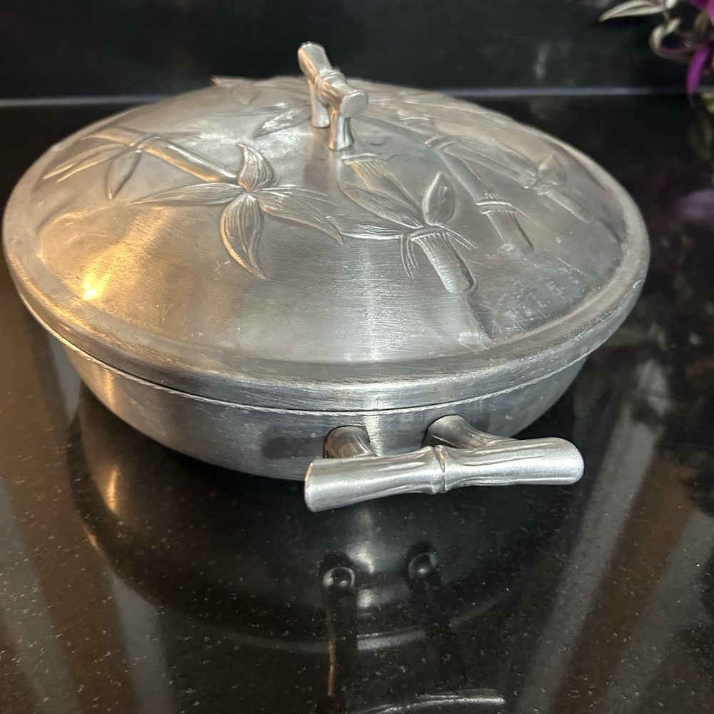 Vintage Everlast Aluminum / Pyrex Tiki Divided Chafing Dish Serving Glass - Picture 4 of 13